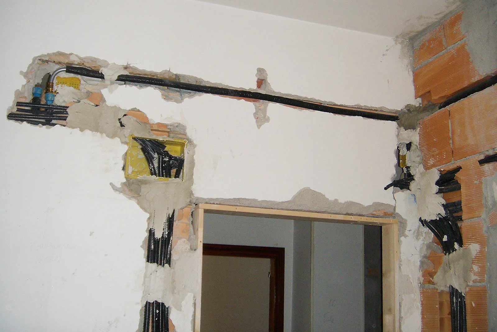 Installazione e Adeguamento Impianti – foto 4